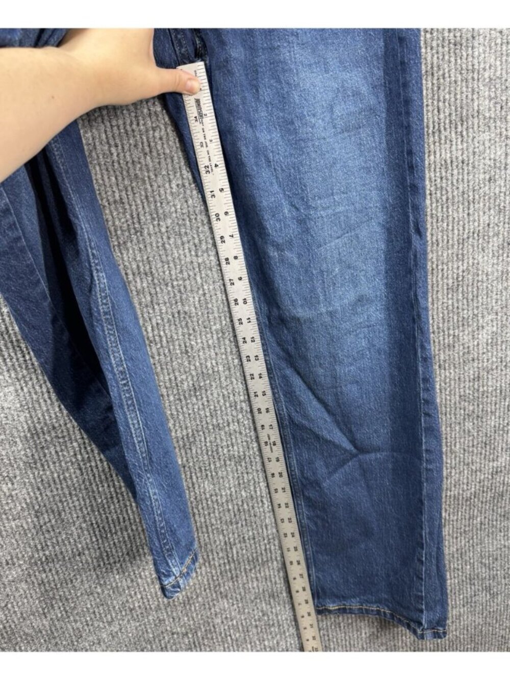 Levis 505 Jeans Men’s 36x30 Blue Regular Straight Leg Denim Medium Wash Stretch - Picture 9 of 10